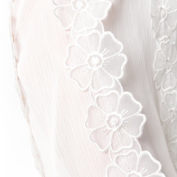 See by Chloe Flower Patch Blouse - Picture 4 of 9